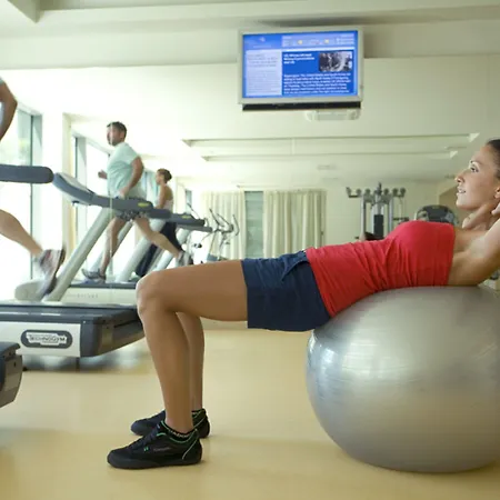 Hotel Valamar Lacroma 4*