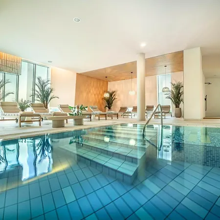 Valamar Lacroma 4*