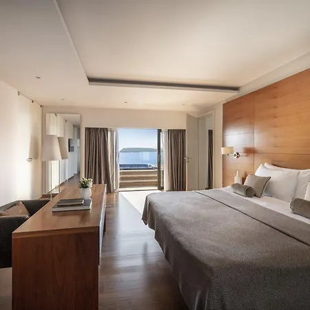 Hotel Valamar Lacroma