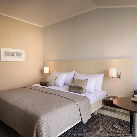 Hotel Valamar Lacroma 4*