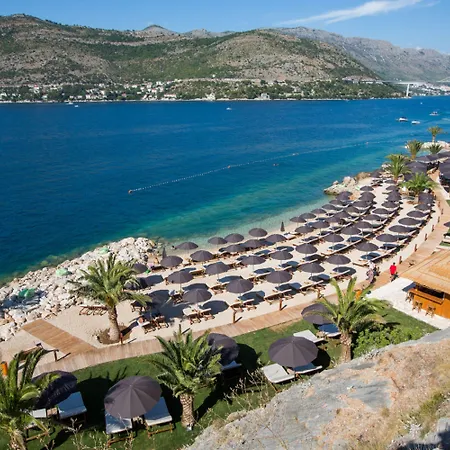 Hotel Valamar Lacroma
