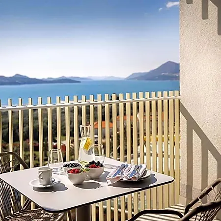 فندق Valamar Lacroma دوبروفينك