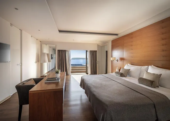 Hotel Valamar Lacroma