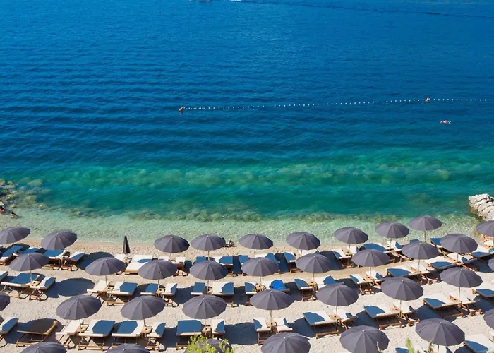 Hotel Valamar Lacroma 4*