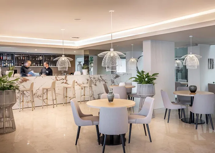 Valamar Lacroma Hotel