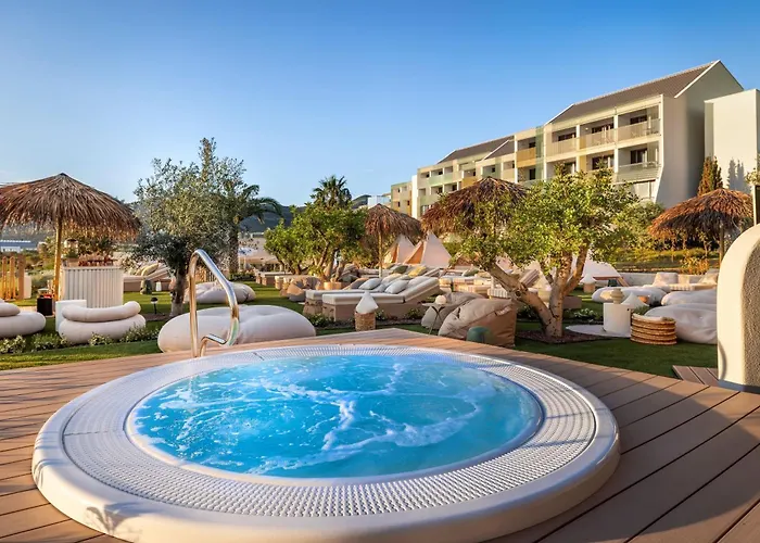 Valamar Lacroma Hotel