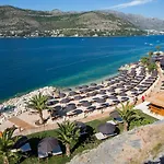 Hotel Valamar Lacroma