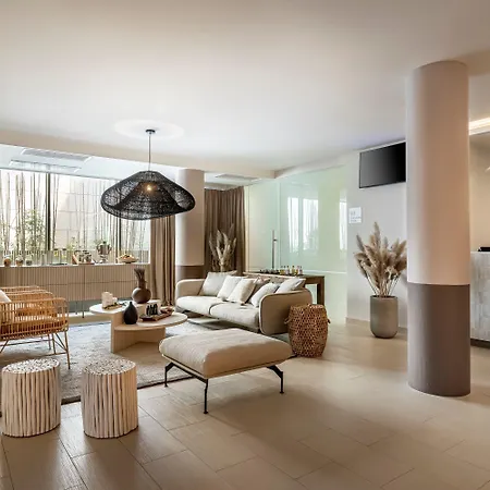 Valamar Lacroma מלון 4*
