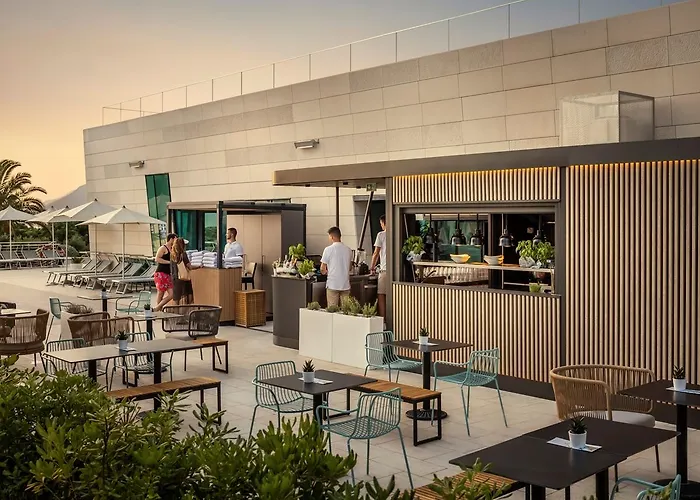 Valamar Lacroma 호텔 4*