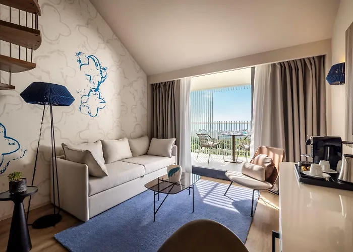 Valamar Lacroma 호텔 4*